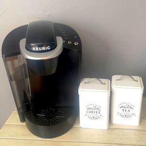 Coffee maker with canisters